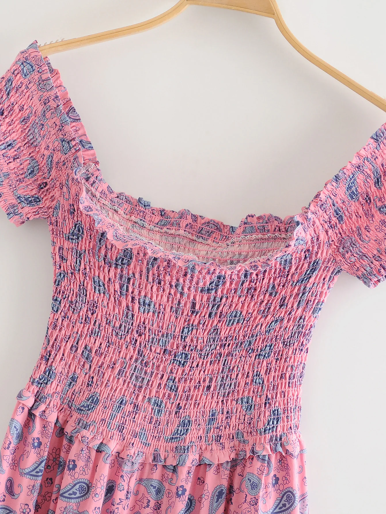 
Summer 2020 New Women Casual Dress Lady Bohemian Holiday Style Floral printed Word Shoulder Slash neck Short Sleeves Short Dress 