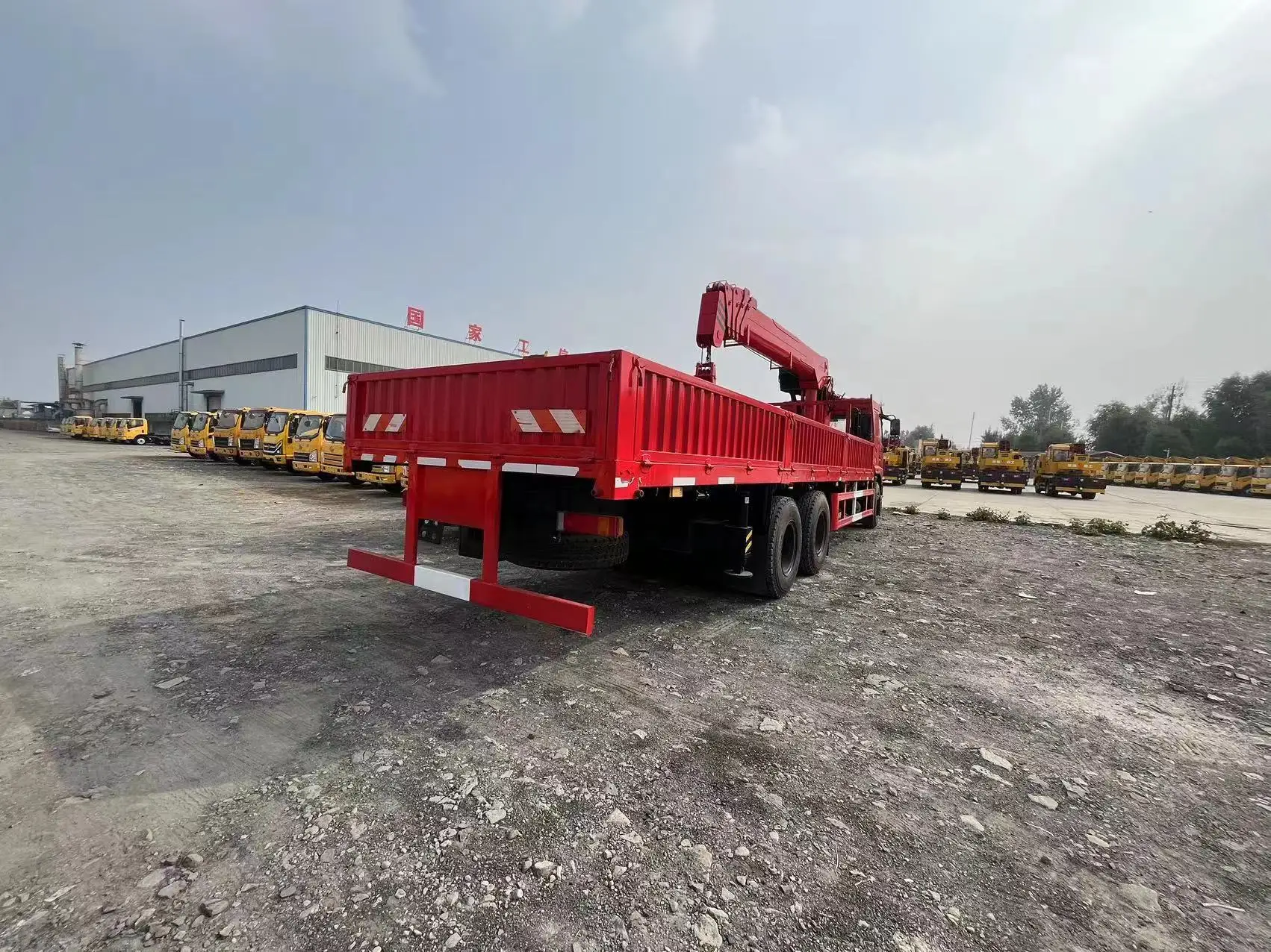 Hydraulic Folding Truck Crane 3 Ton Lift Truck Crane with 5 Section Booms Arm