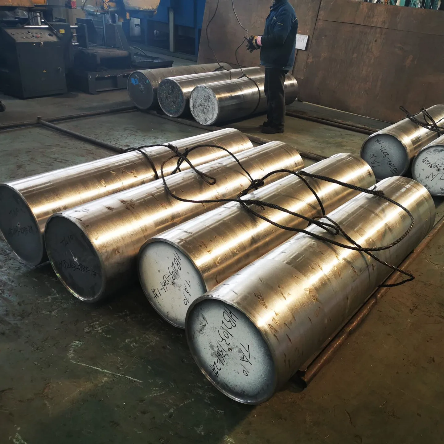 
Бесшовная титановая трубка ASTM B338 Gr1 Gr2 Gr7 Gr9 Gr12 