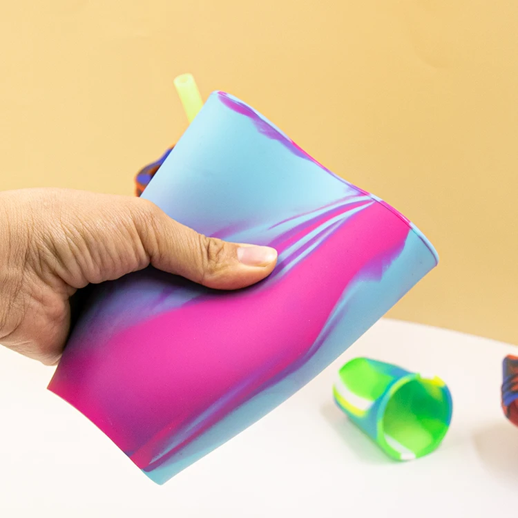 OEM&ODM Tie Dye Design Portable Leakproof Unbreakable Custom Food Grade Silicone Sippy Cup With Straw