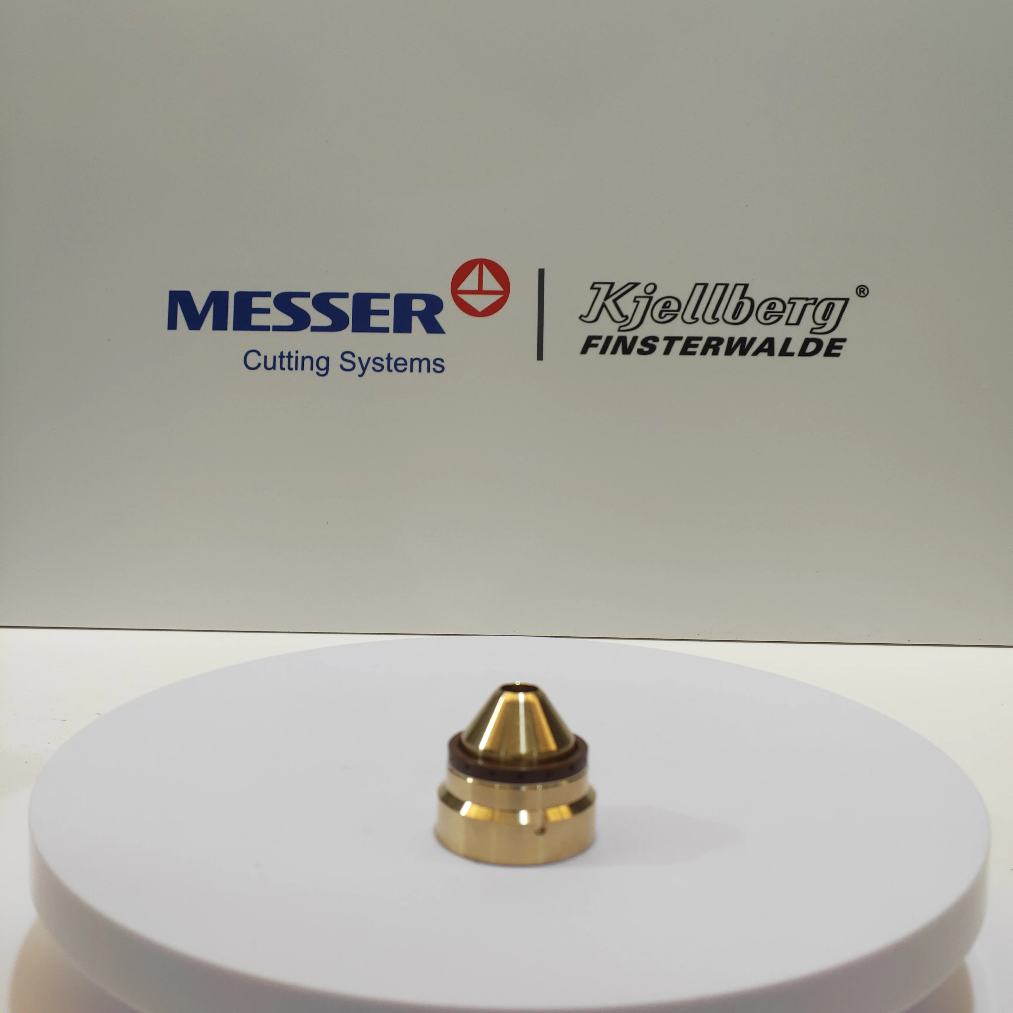 Messer F3219 Original Kjellberg  11.855.421.1619 nozzle cap Plasma  Consumables atom cutting machine spare parts