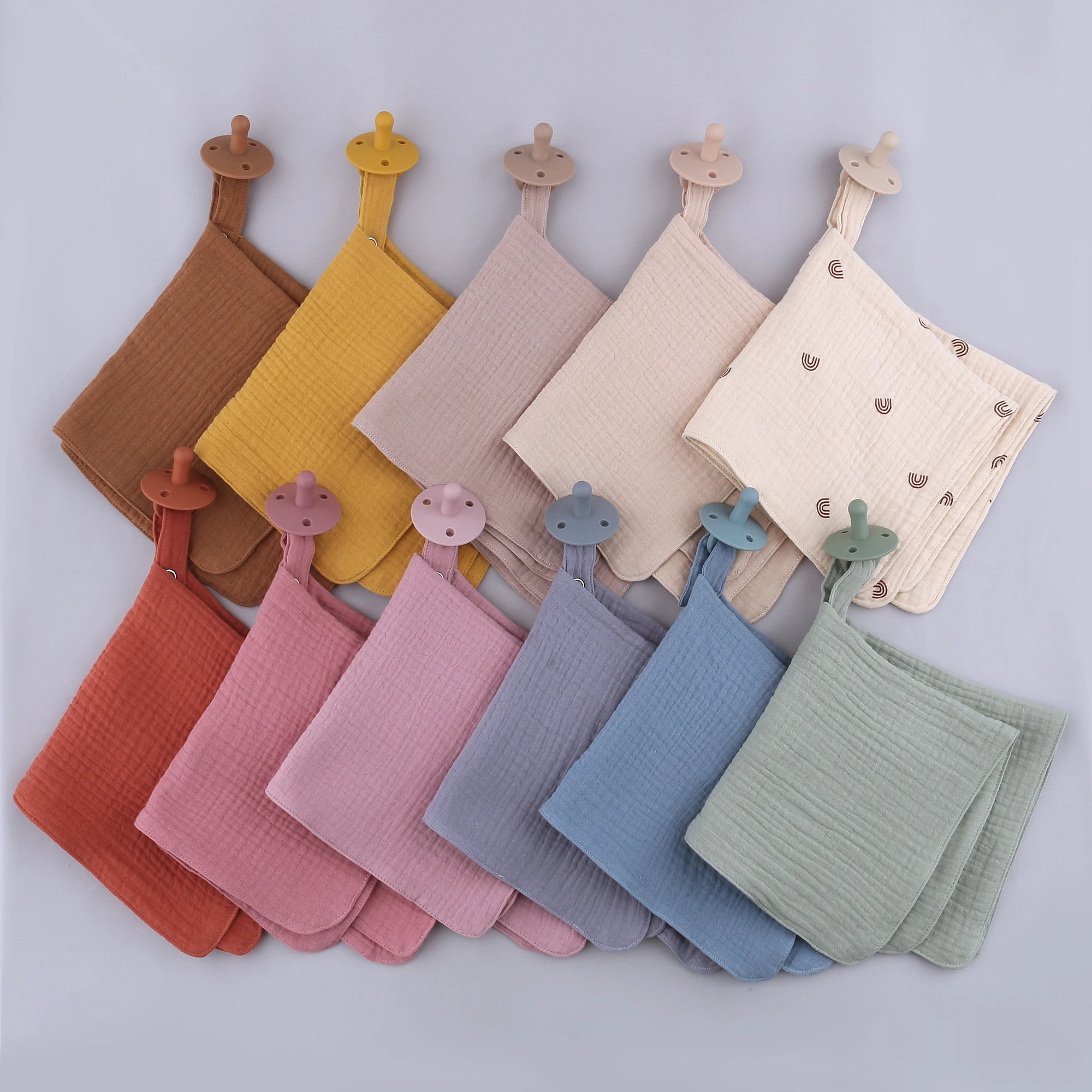 2021 Customized Big Cotton Soft Square Baby Bibs Thumb Sucking Stop Security Blanket With Pacifier