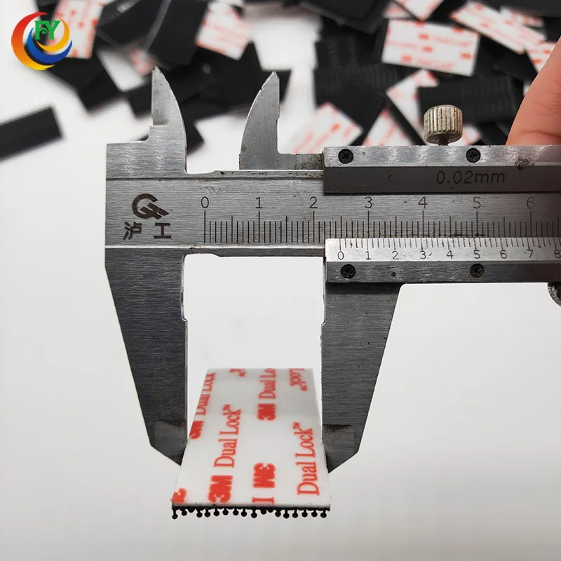 3M SJ3550 1 x 2 inch Dual Lock Recloseable Tape Black Adhesive Fastener