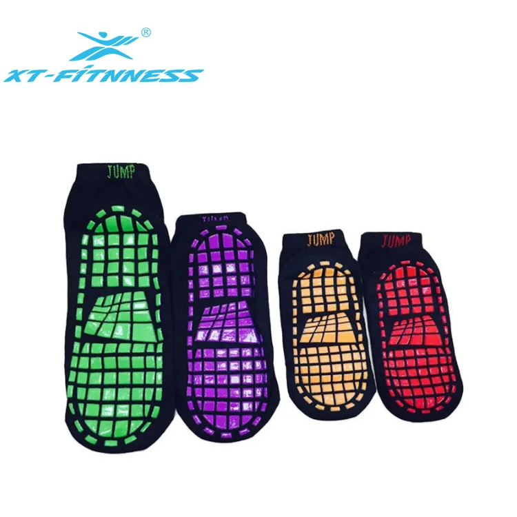 Wholesale custom logo cotton polyester anti ankle slip  grip socks trampoline