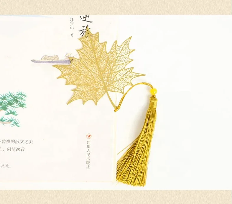 Chinese Style Maple Ginkgo Leaf And Clover Metal Gold Bookmark With Pendant