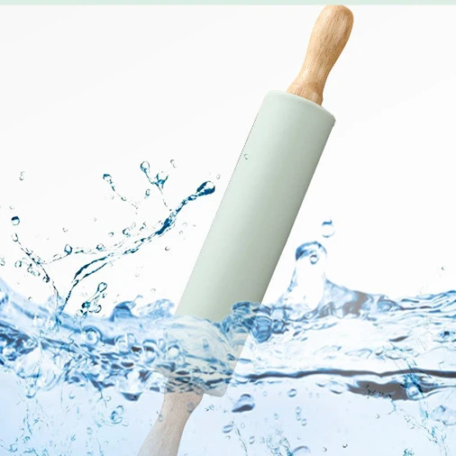 Kitchen Accessories Baking Tools set of silicone rolling pin Wooden Handle with round Mat