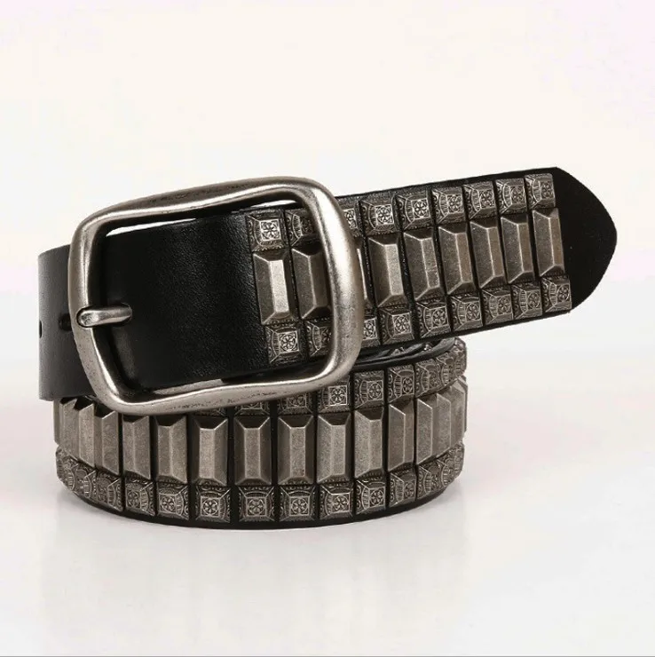 Direct Factory Custom Rivet Decoration Fashion Individuation Cow Leather Belt with Copper Buckle and Accessories