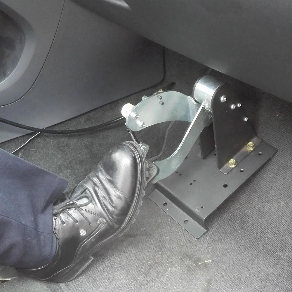 
Dual Brake Pedal for Driving Instructors Passengers 