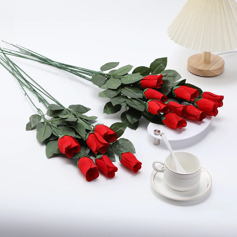 Artificial flower New single flannelette rose wedding scenery road lead row flowers Bride holding fake rose flowers