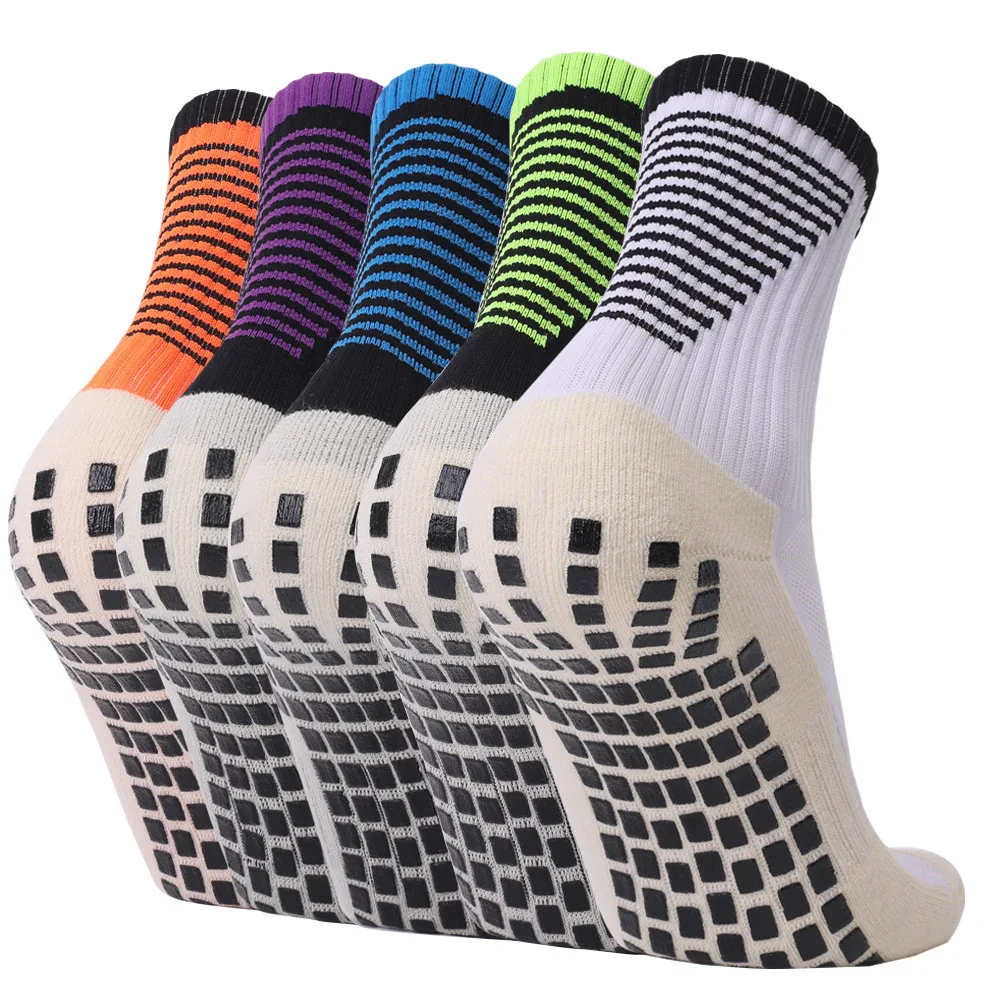 Cheap breathable anti-slip custom logo design sport non slip football soccer grip socks