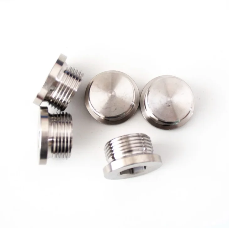 Металлические винтовые заглушки DIN908 с внутренним приводом и цилиндрической резьбой