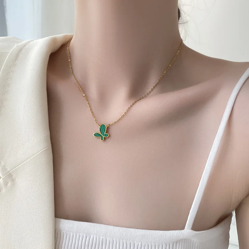 Duoying OEM Kolye Light Luxury Simple Green Belle Butterfly Titanium Steel Butterfly Necklace