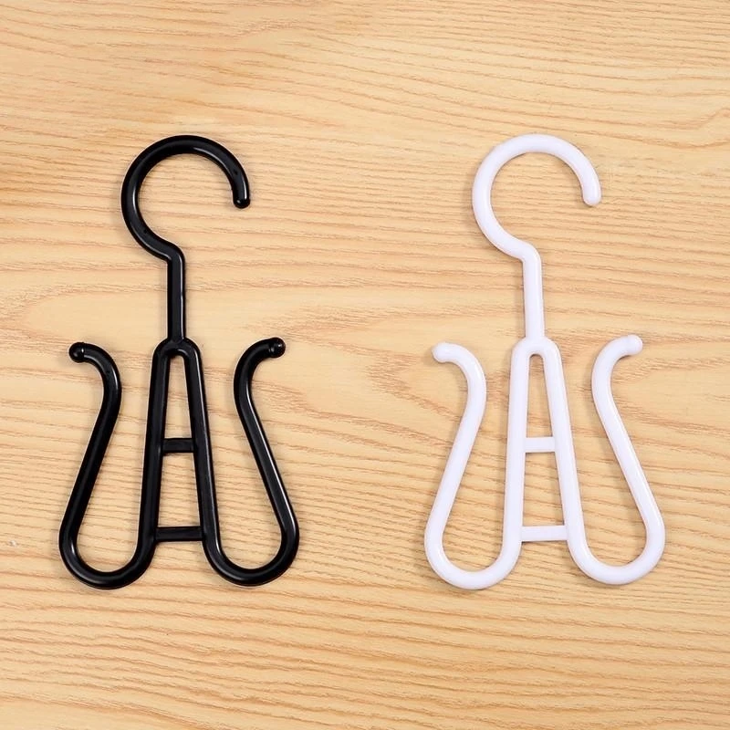 Wholesale Cheap Shoe Shop Display Plastic Shoe Hanger Shoe Hanging Hook Slipper Hook