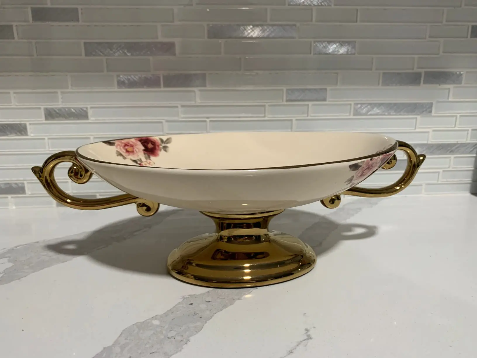 cupcake stand 10.jpg