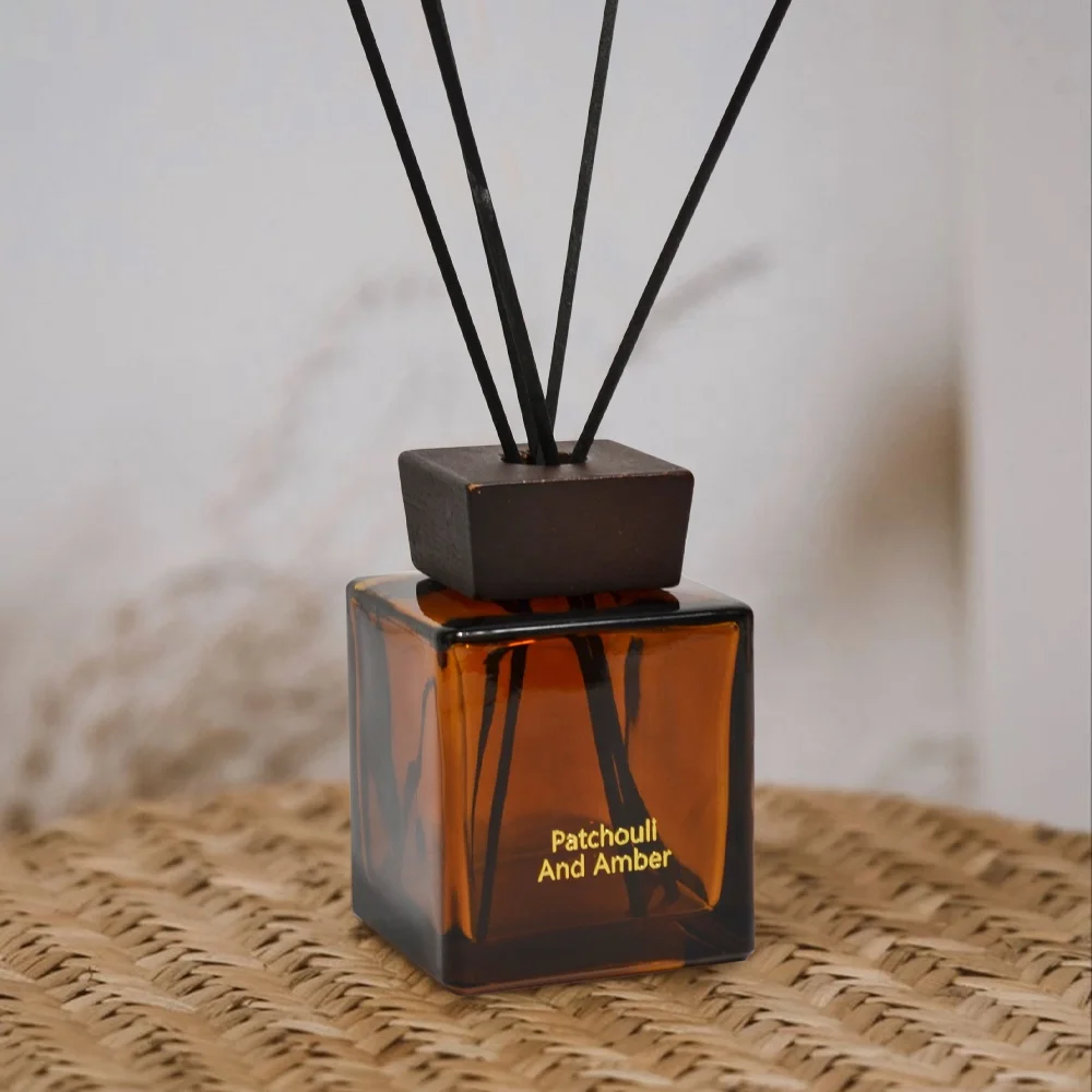 Luxury Custom Logo 200ml Amber Square Reed Diffuser Bottle Essential Oil Glass Perfume Bottle