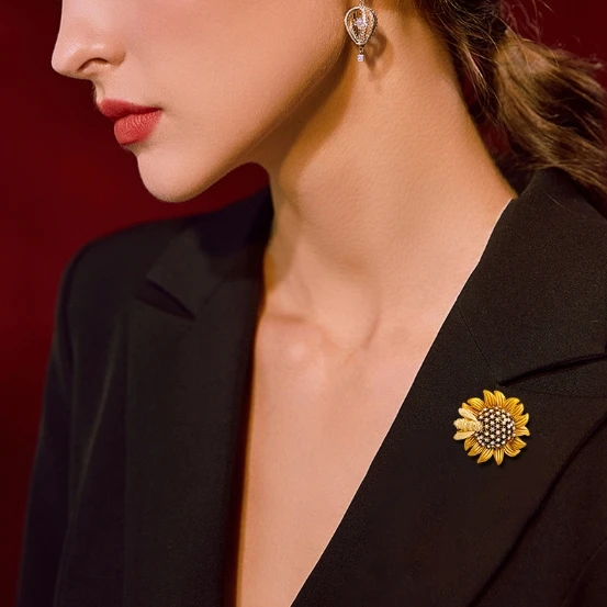 New vintage premium Smart Bee Daisy Brooch Female personality Sunflower corsage Temperament corsage pin