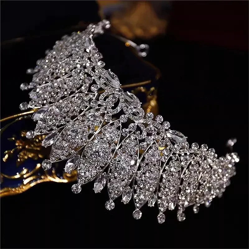 LUOXIN Rhinestone Bridal Crown Hair Accessories Diamond Tiara Wedding Crown For Women
