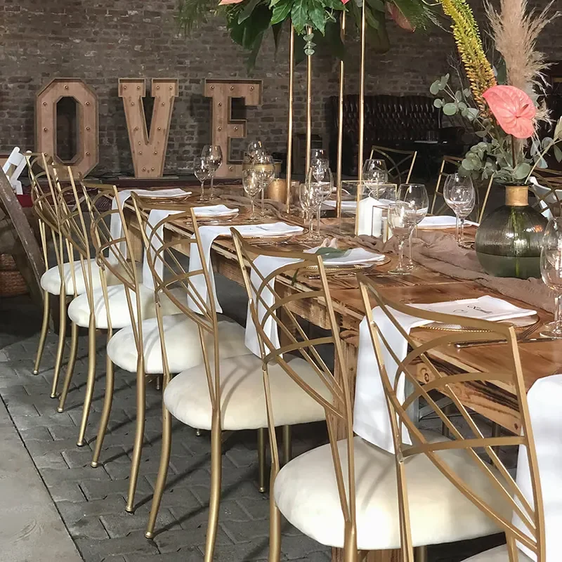 Wholesale luxury Hotel Iron Banquet Gold Cross Back Chairs For Event Reception Chiavari Chameleon Chair