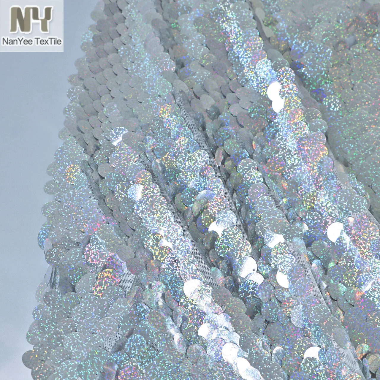 Nanyee Textile High Density 18mm Dangling Disc Large Silver Hologram Sequin Dot Fabric