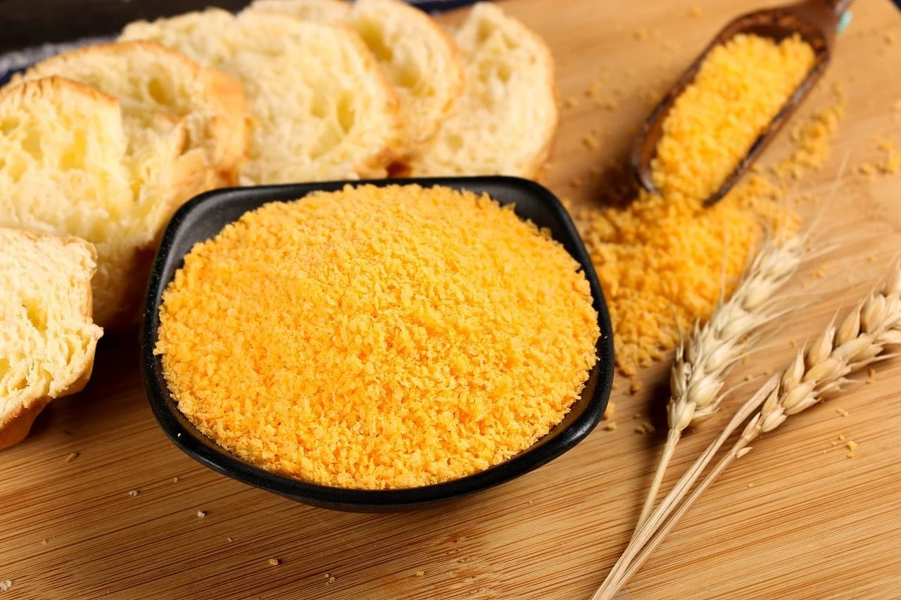 
Fine yellow and white bread crumbs 