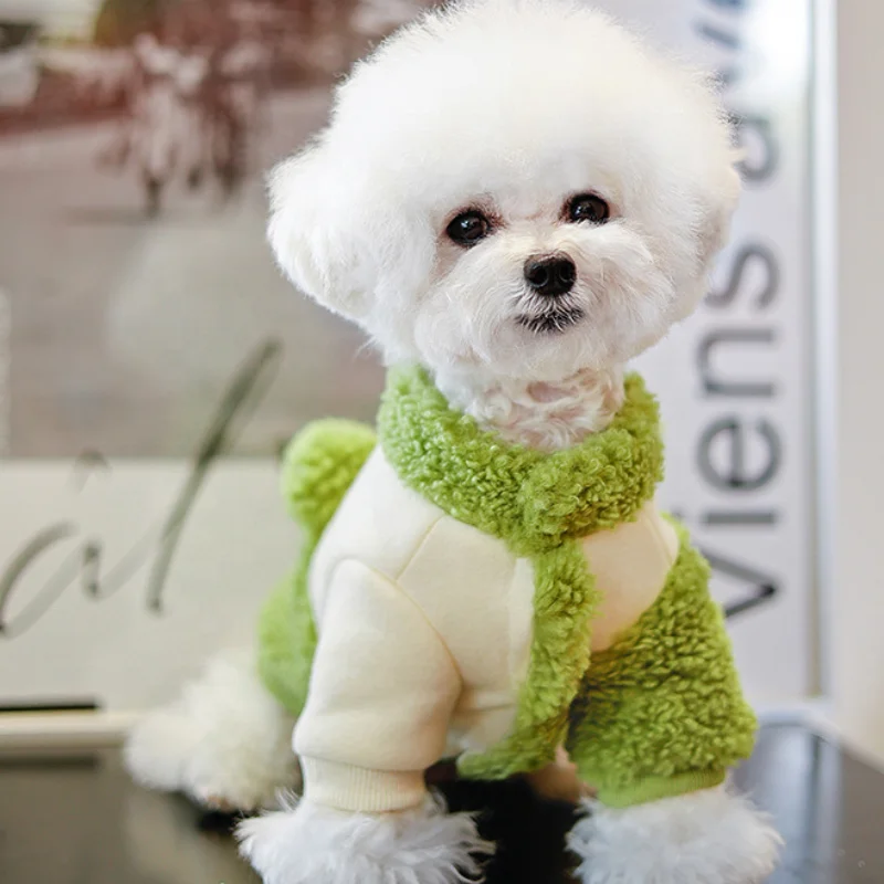 Custom classic Outdoor fast warm dog windproof soft dog cat clothes comfortable plush pet clothing