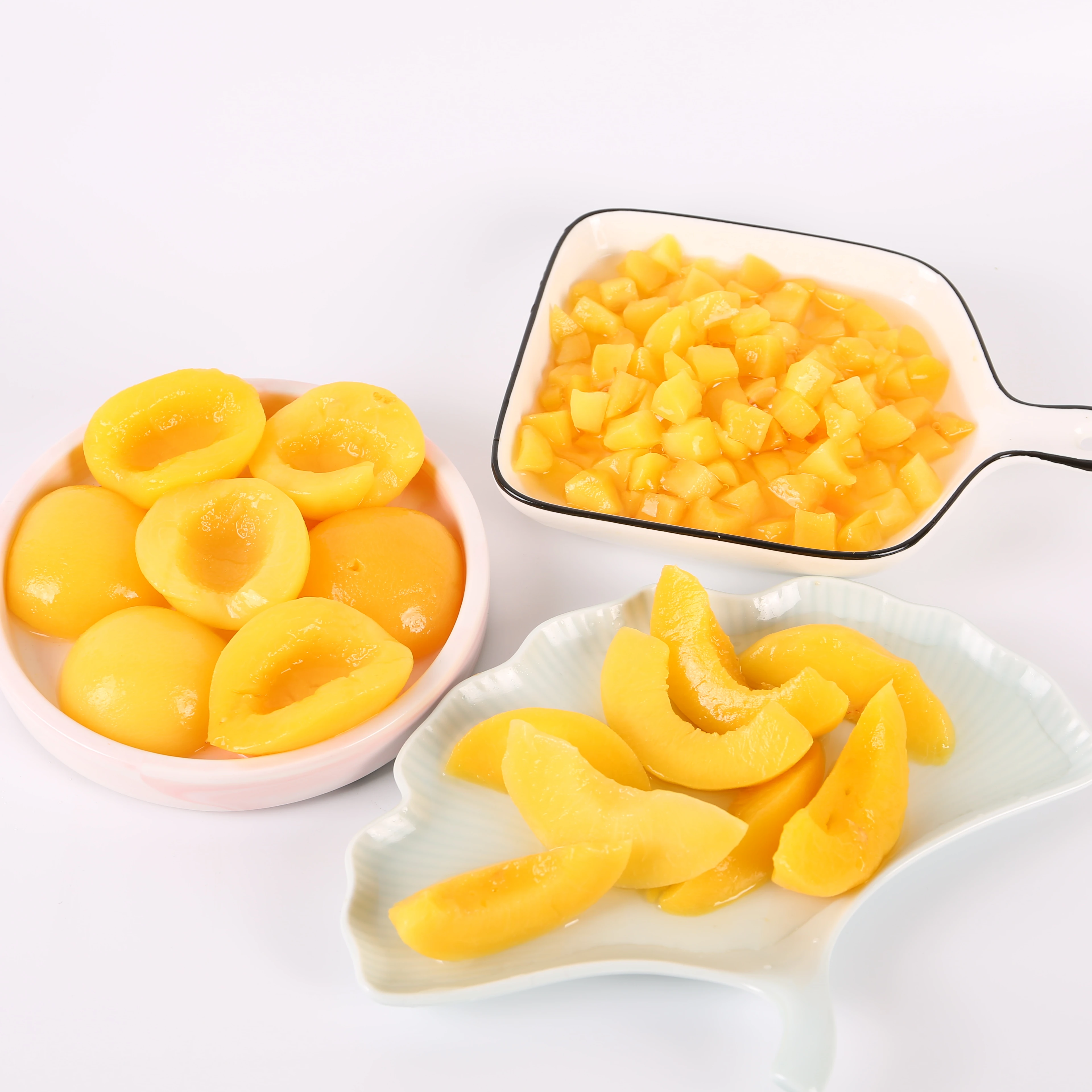 Factory supply snacks preserved canned fruits food canned yellow peach slices