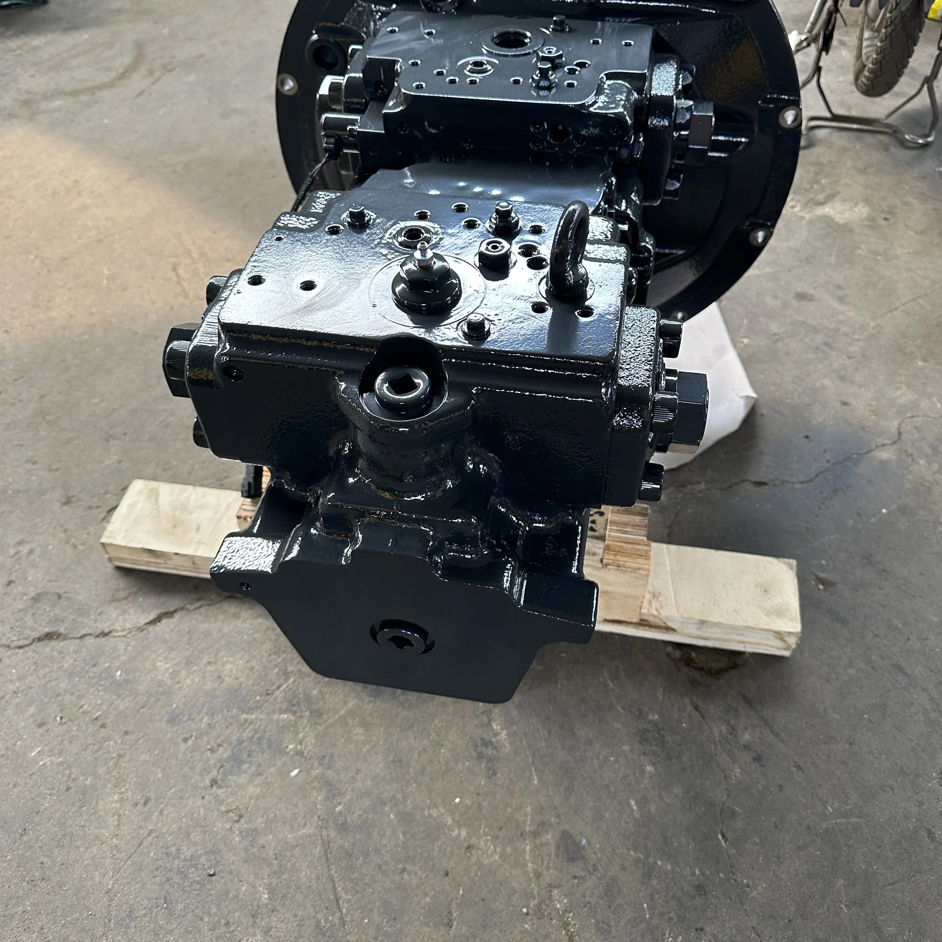 Main Hydraulic Pump 708-2G-00024 708-2G-11115 708-2G-00023 708-2G-00022 for Komastu PC300-7
