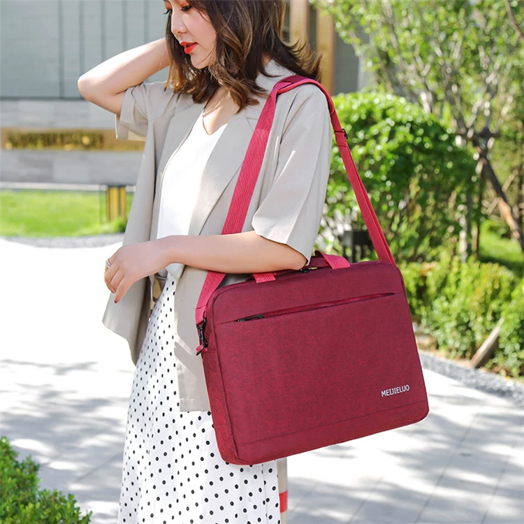 2022 Popular Men Business Computer Waterproof Sling Shoulder  Pack Flight Bag Briefcase Laptop Bag For Women