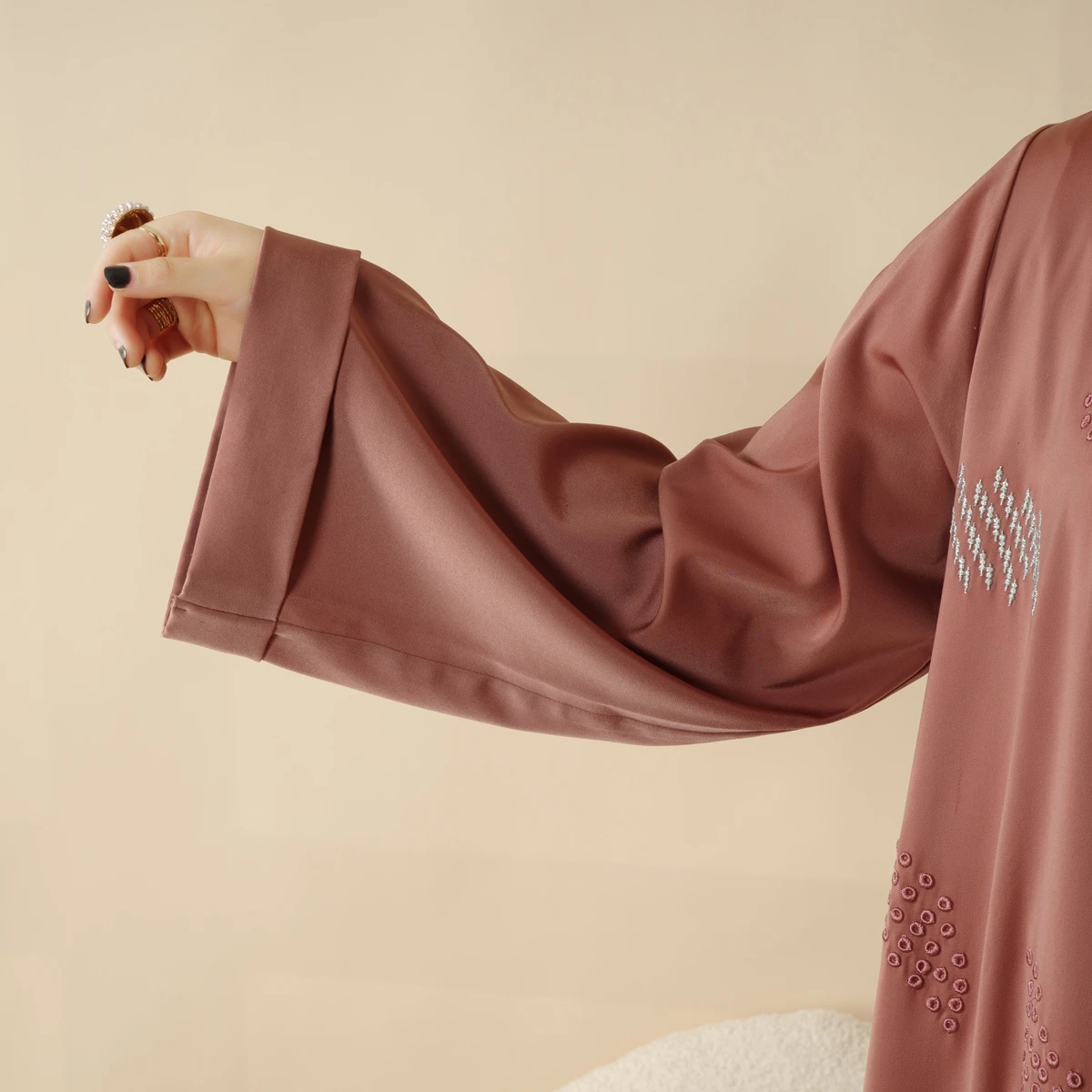 Fashion Design Beautifully Satin Abaya Women Muslim Dress Turkey Evening Dresses Women Kaftan Modest Wedding Dress