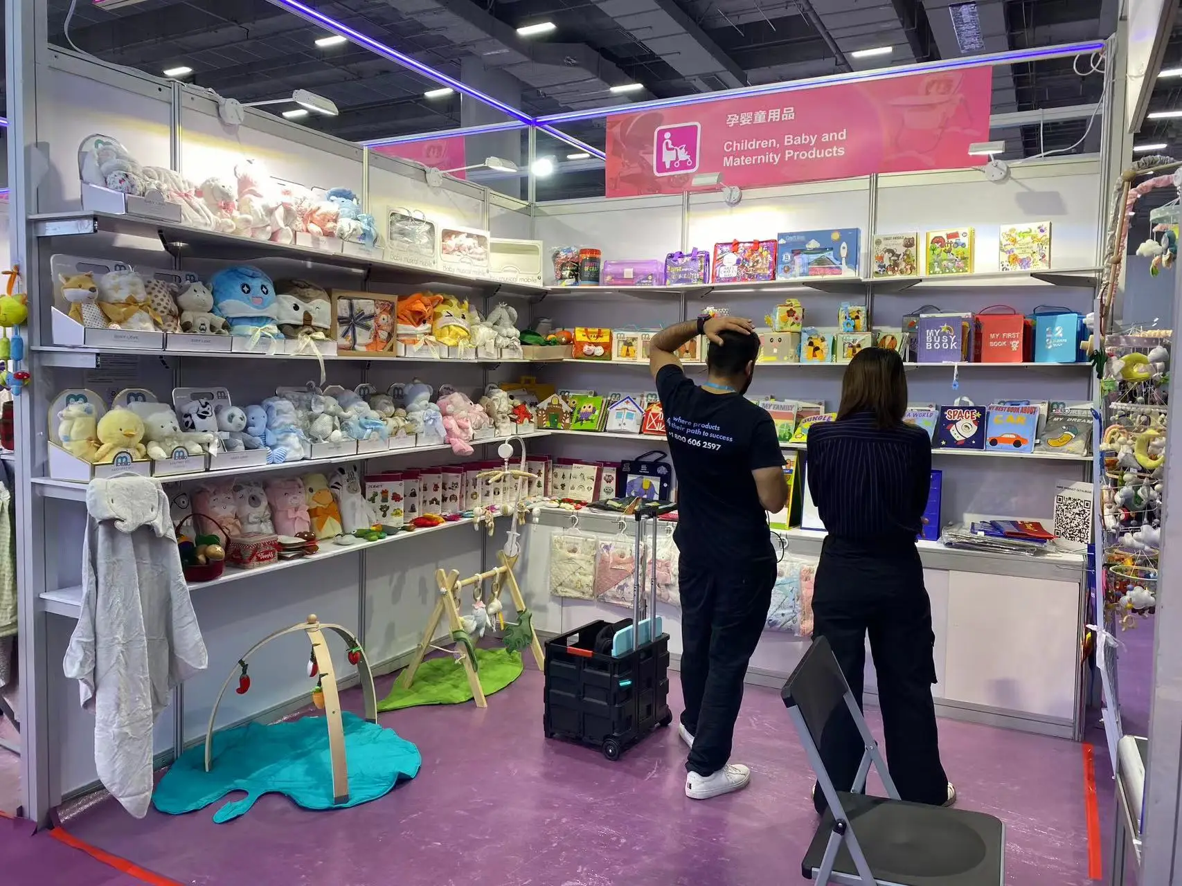 Wholesale wooden doll house doll bed for  girl