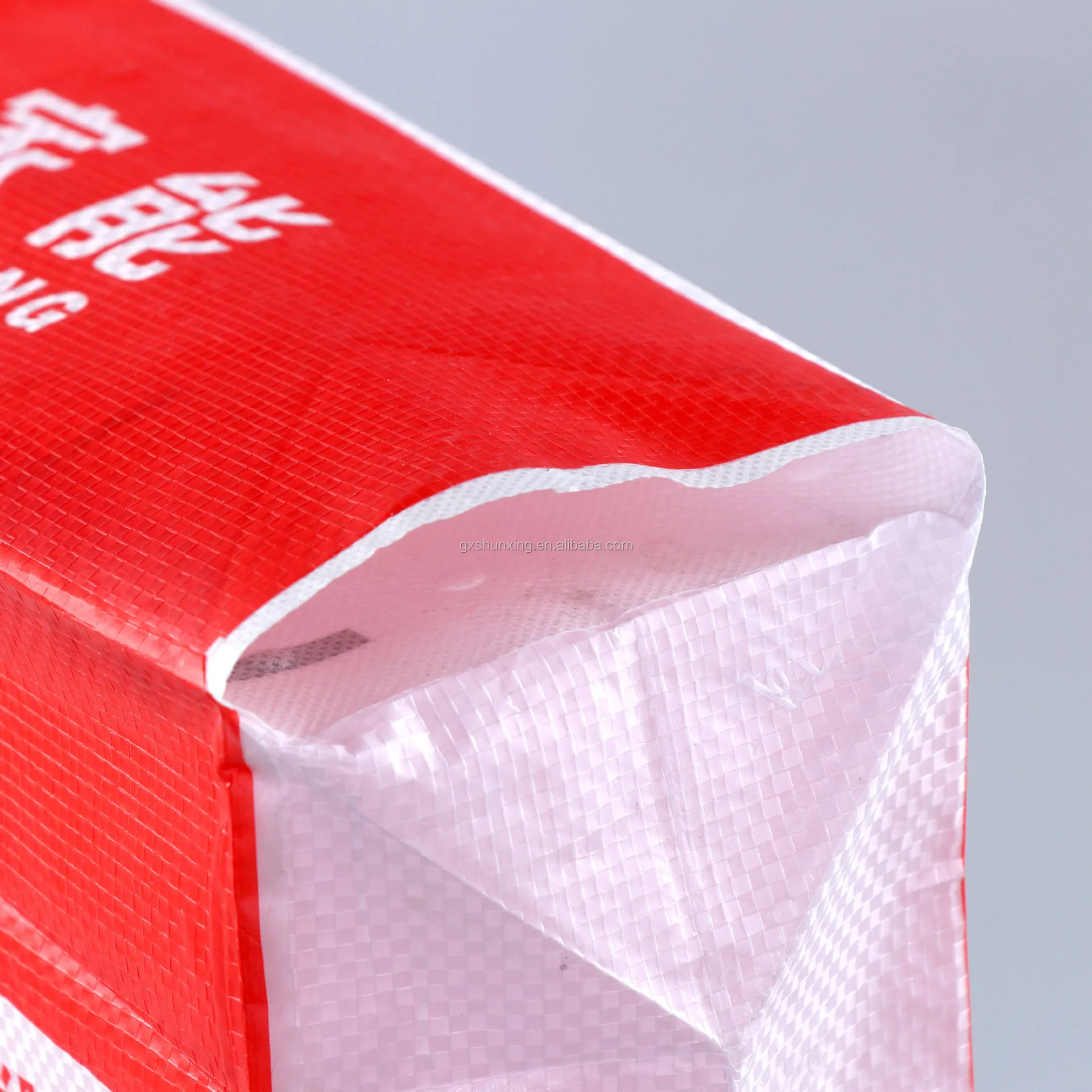  China pp woven valve cement