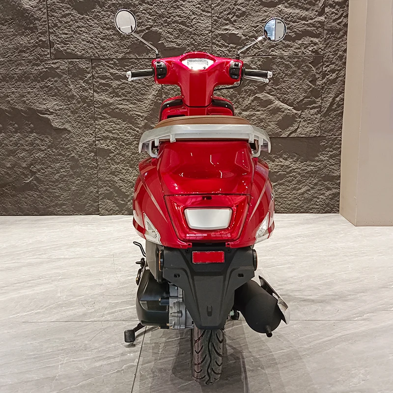 Новый модный дизайн мотоцикла EEC EPA Сертификация 125CC бензиновый скутер с воздушным охлаждением двигателя Максимальная скорость 85 км/ч в продаже