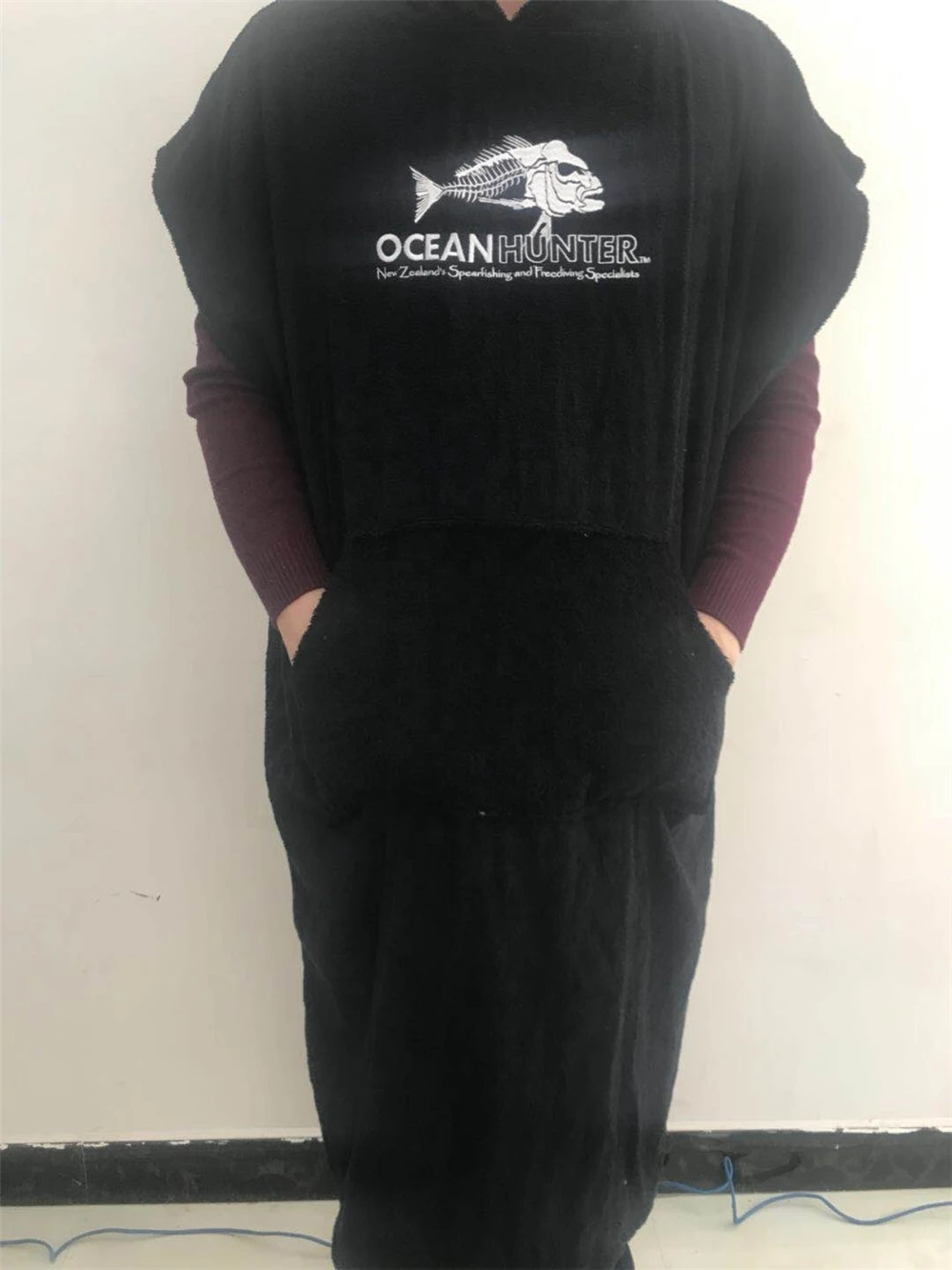 Moco 2021Surf Poncho Changing Robe Water Wind Proof Thick Warm Cotton Wetsuit Robe for Surfing Scuba Wake Kite Board Swim