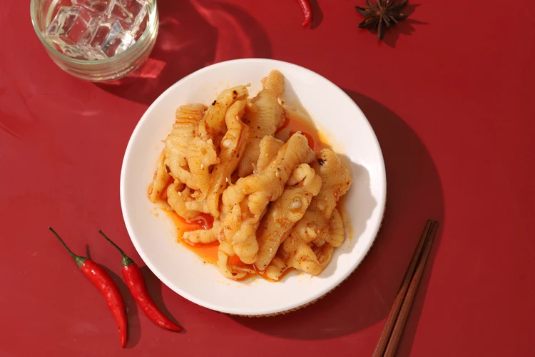 
Professional food snacks chicken feet spicy snacks chinese spicy boneless chicken feet 