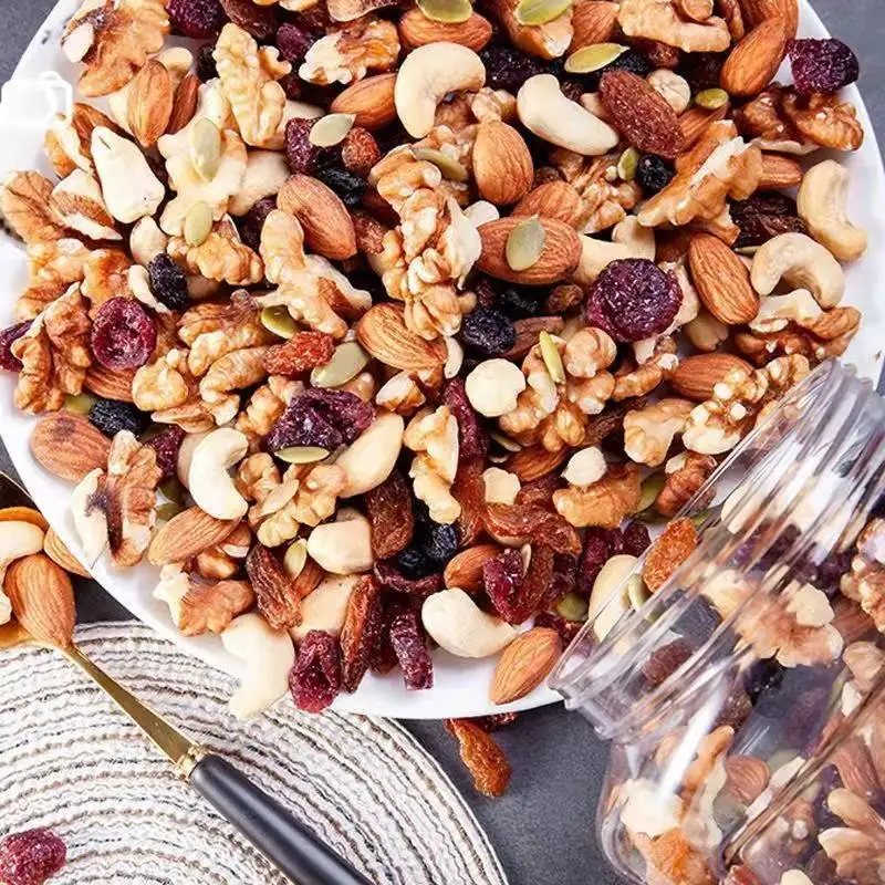 Nut Mix Traditional Flavor No Salt added Cashew Walnut Almond Packing Plastic Jar Healthy Nuts