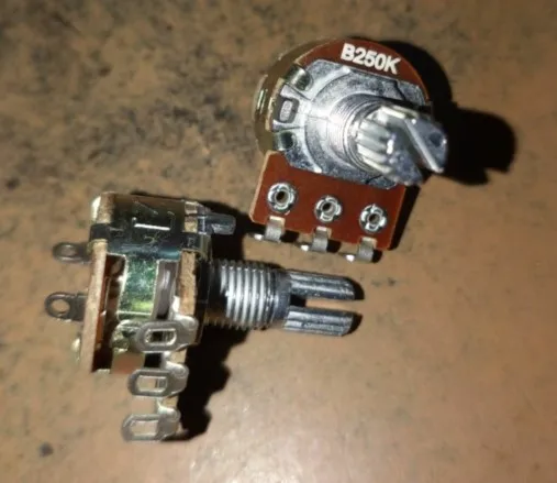 
B250K 15V WITH SWITCH L=15 I=7 d=M7 WITH METAL SHAFT 0-250k Potentiometer 