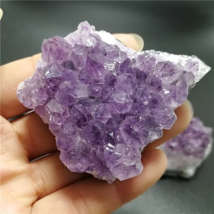 Высококачественный натуральный виноградный аметист кварцевый кристалл Кластерные геоды для