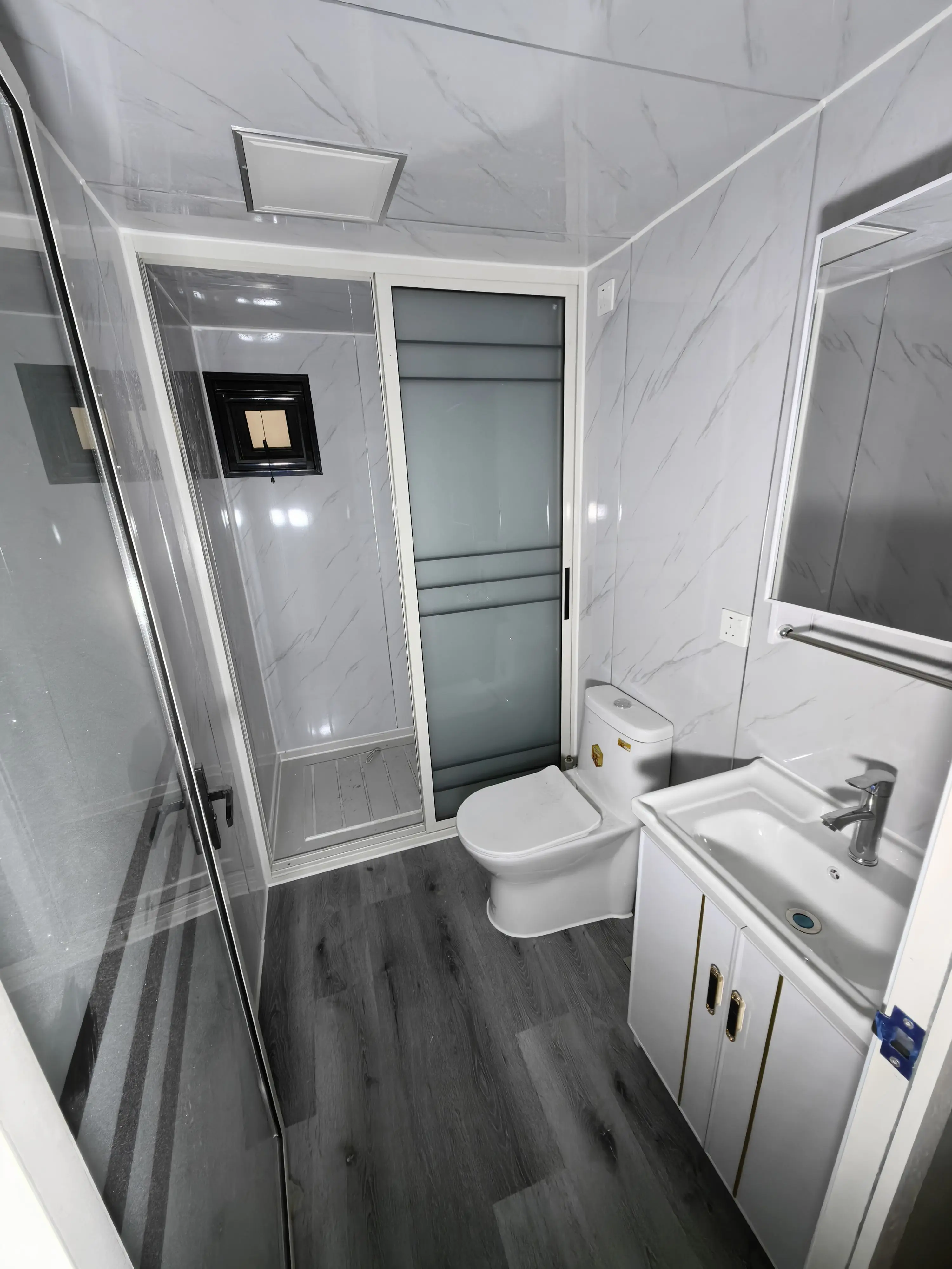 Фабричная цена 20 футов 40 для бабушек 2 3 4 спальни сборный дом сборные модульные дома уличный склад большой