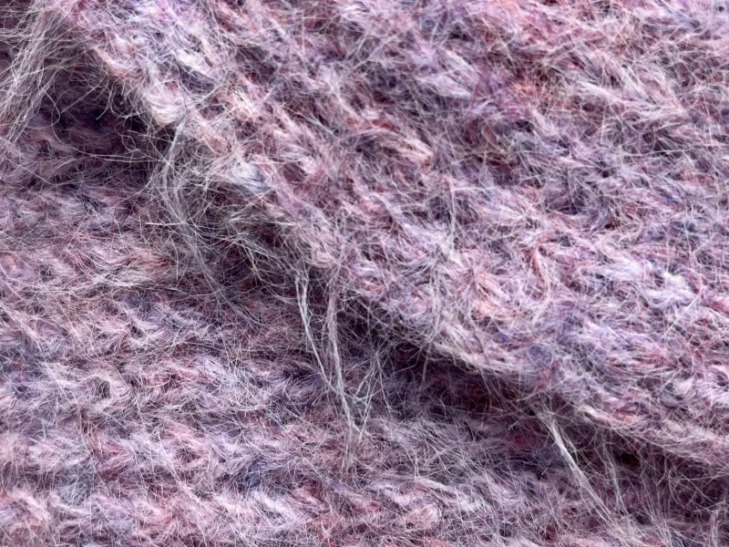 4.2NM/1 Scenery long hair alpaca hair and mare hair wool yarn 59% recycled polyester 21% nylon 8% wool 11% polyester 1% spandex