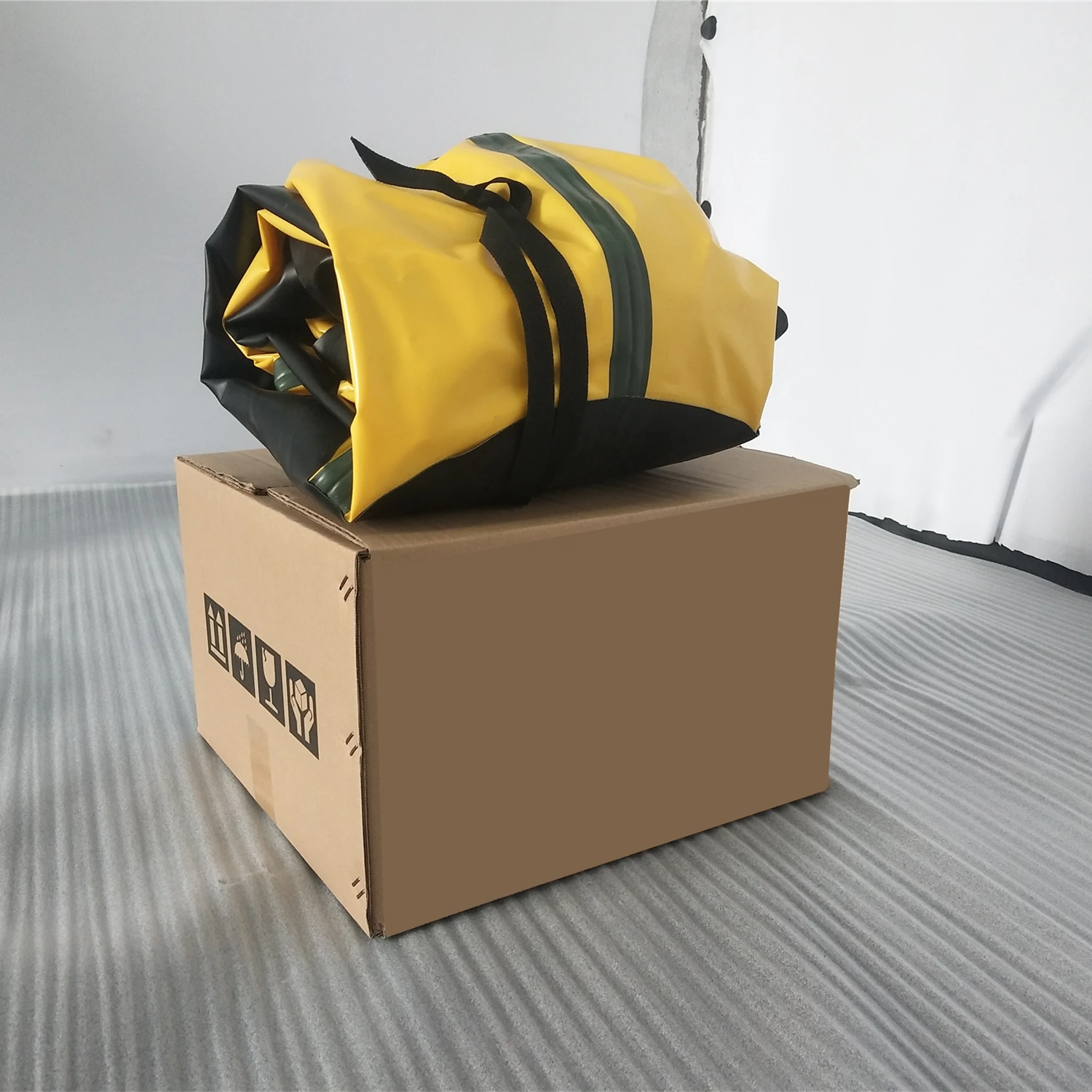 Special Design White Water Self-bailing Rescue Inflatable Boat Tpu Inflatable Kayak Tpu Packraft for Sale