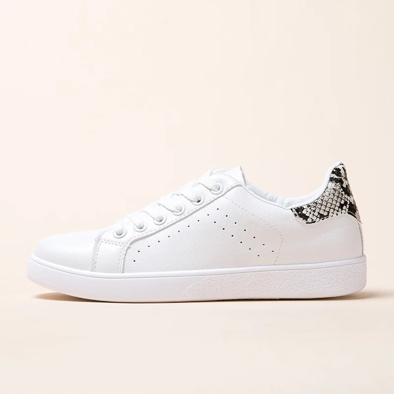 Женские кроссовки на плоской подошве, модная брендовая дышащая женская обувь, Повседневные Удобные женские кроссовки белого цвета