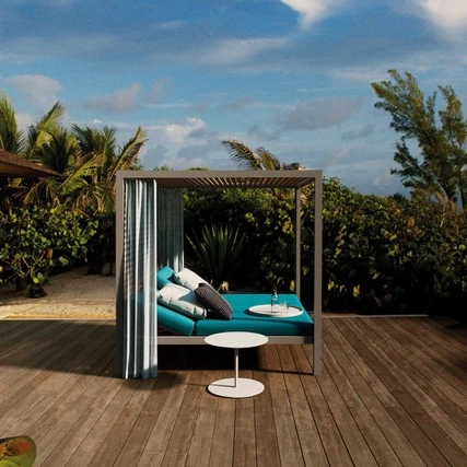 Rattan Daybed with Canopy Outdoor Bed with Canopy Aluminum Outdoor Daybed Gazebo Lounge Furniture Outdoor