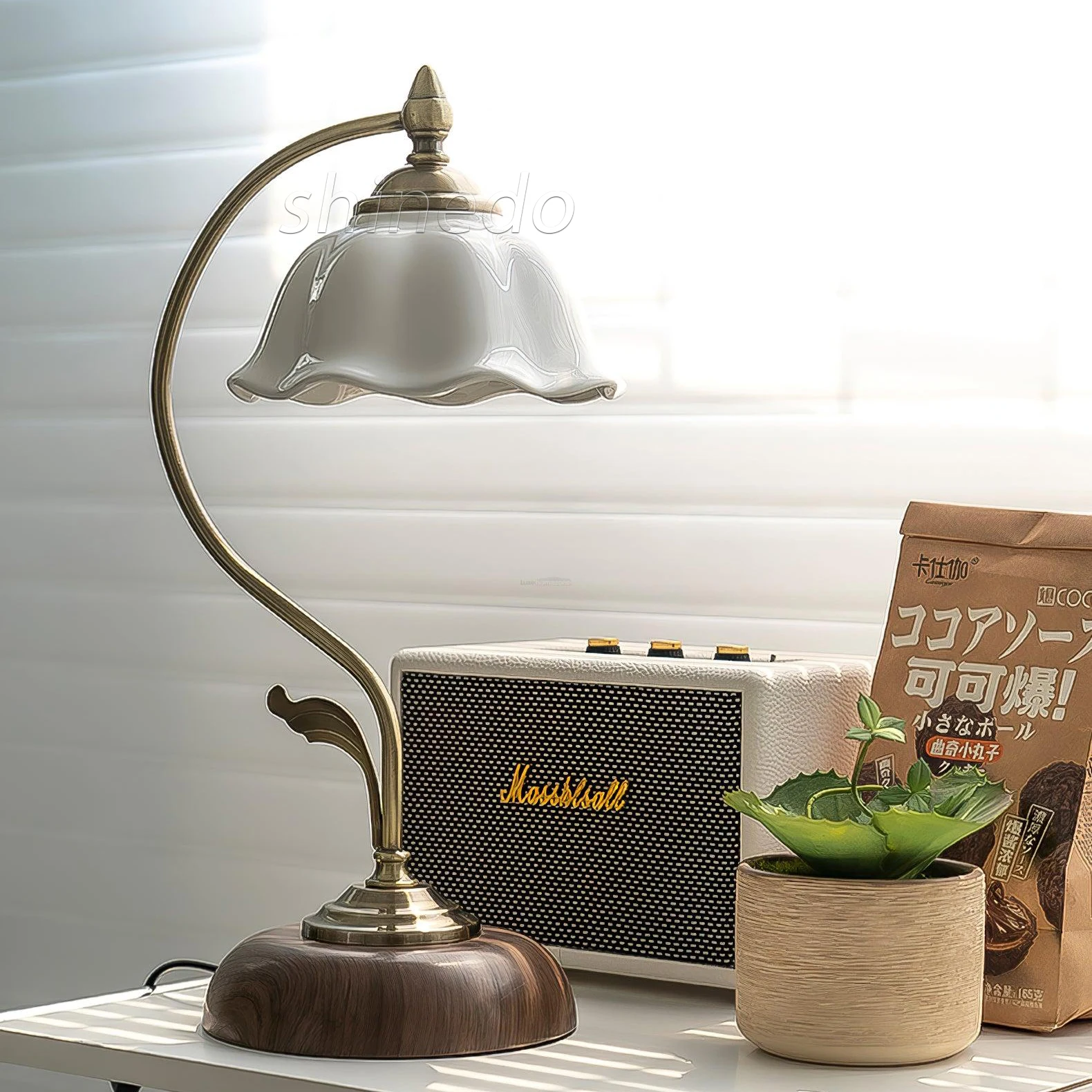 Antique Classic Retro Exquisite Glass Simple Creative Desk LED Bedroom Bedside Table Lamp for Home Office