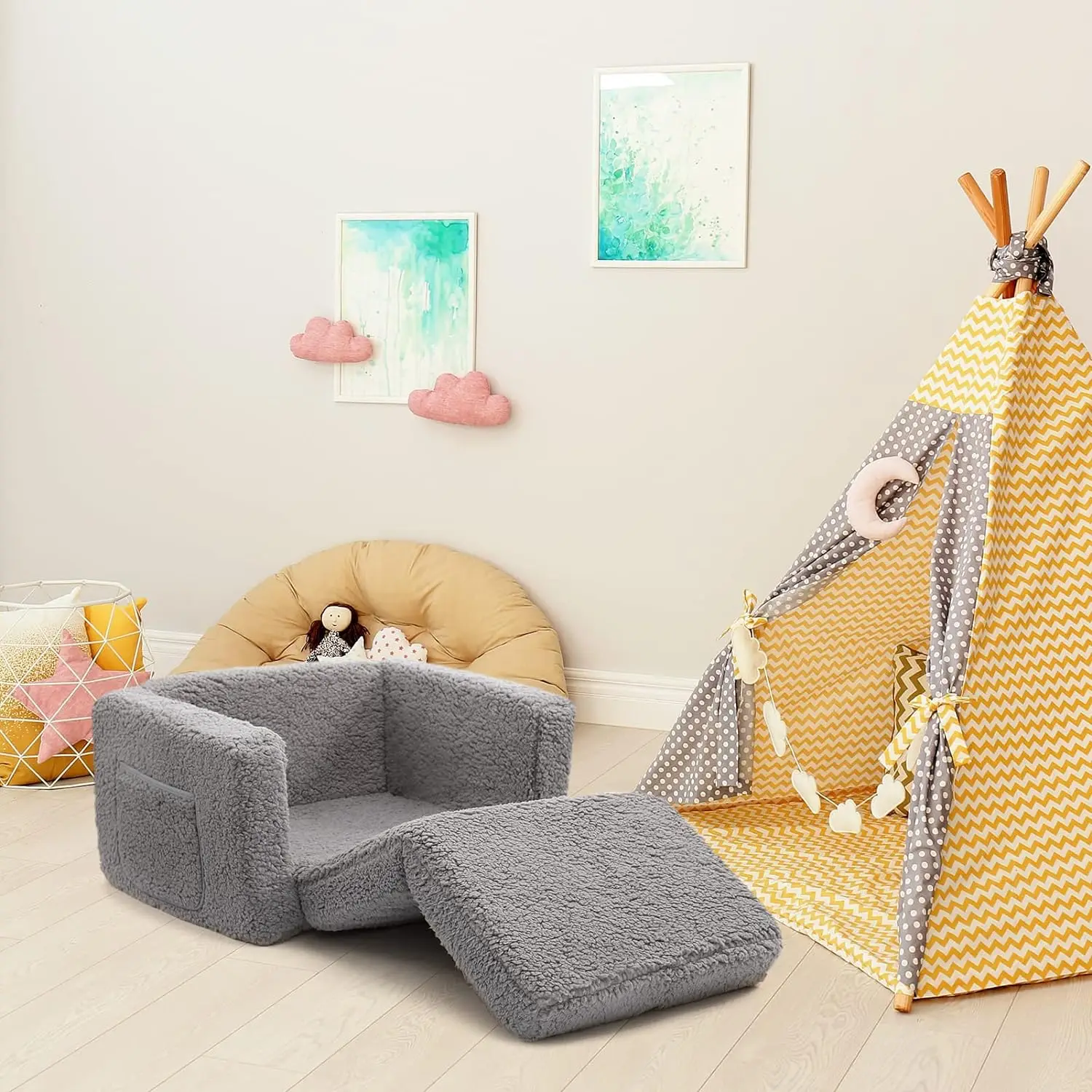 Birthday Gift Convertible Sofa 2-in-1 Flip Out Cuddly Sherpa Toddler Couch Kids Sofa Bed for Girls Boys