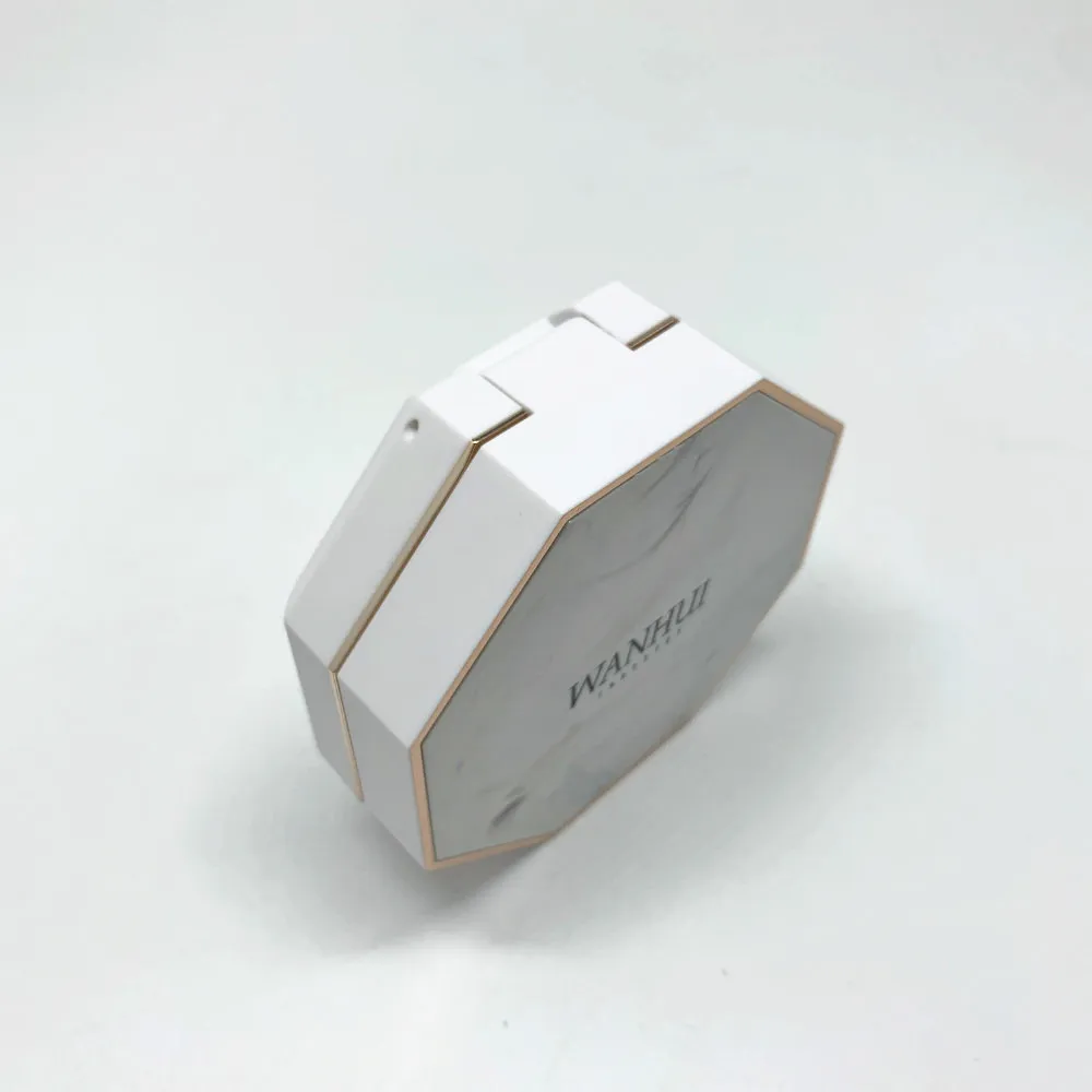 
Custom White Octagon Shape 15 g Empty Powder Compact Case with Private Labels 