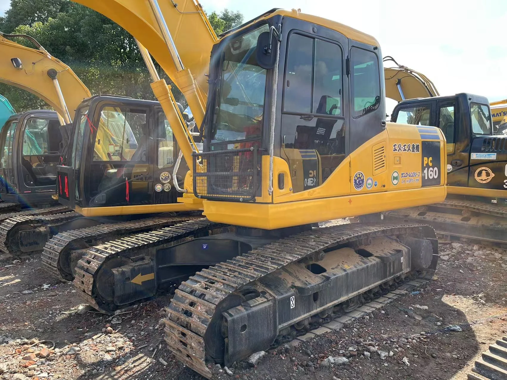 Looking for distributors Second hand PC160 Digger Komatsu PC160-7 Crawler Used Excavator Good Condition Japan Original