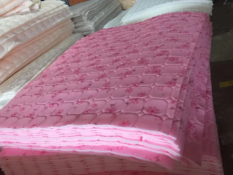 Трикотажный матрас из 100% полиэстера, стеганая ткань от китайского производителя