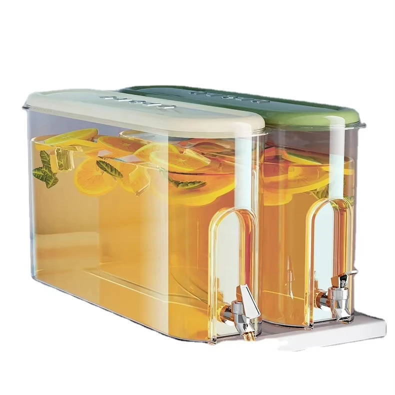 Refrigerator Cold Water Bottle with Tap Household Large Capacity Sealed Clamp Drink Bucket Food Grade Plastic Juice Cooler