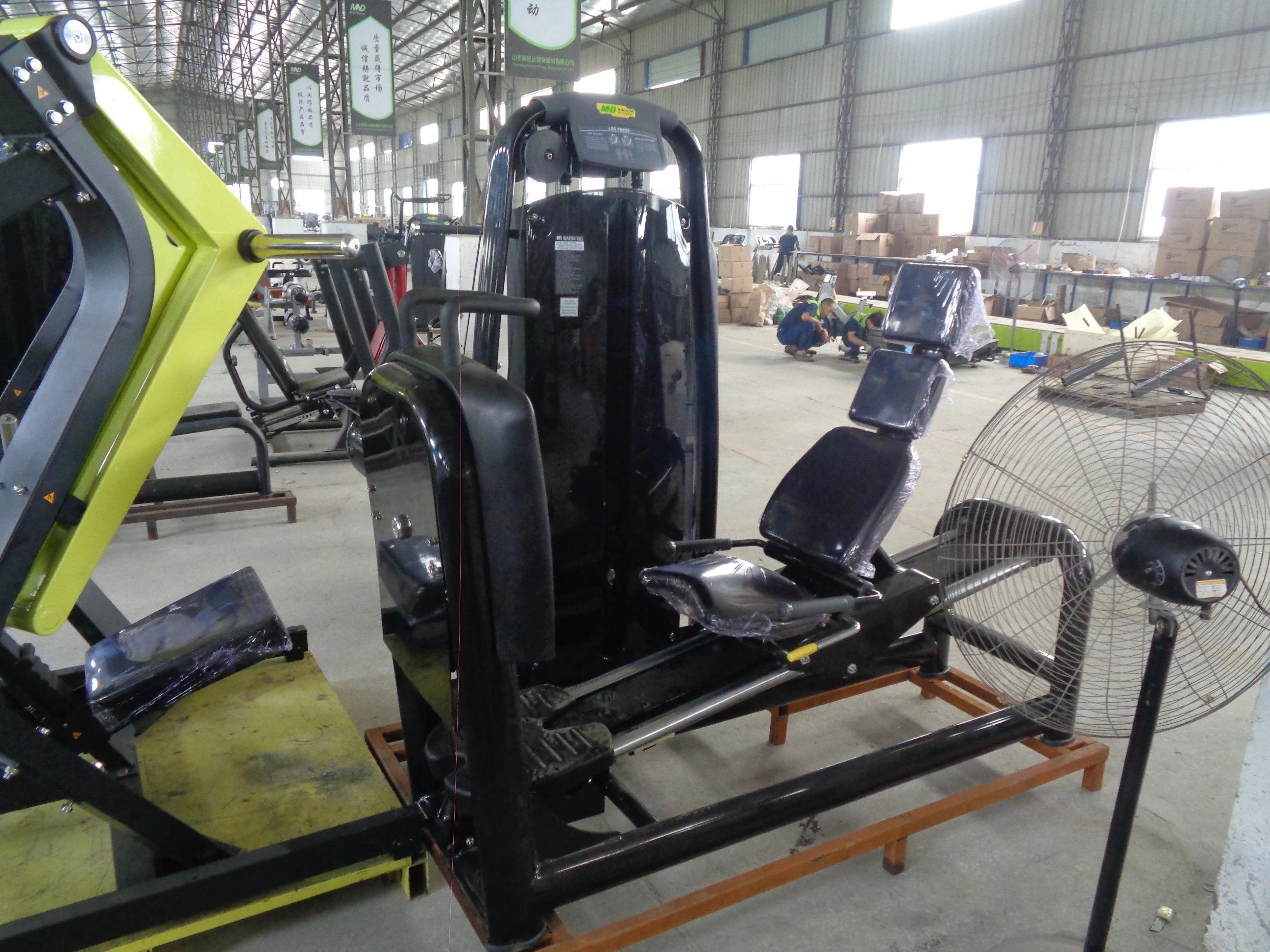 Factory Wholesale Pin Loaded Commercial Gym Machine exercise equipment Leg Press machine