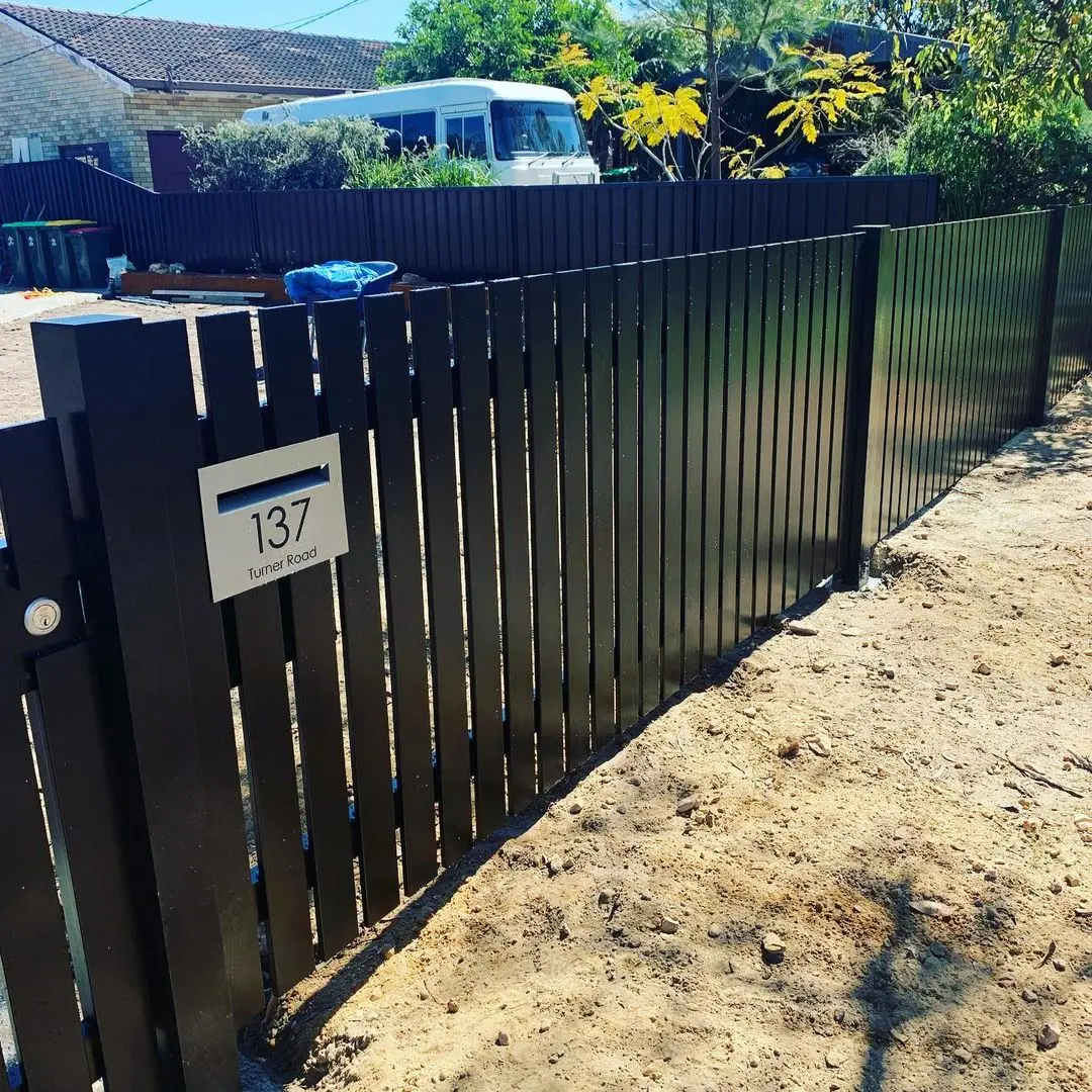 Popular Design Powder Coated Home Garden Aluminum Welded Vertical Slat Blade Fence for Australia Market